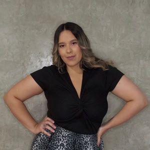 Plus Size Twist Front Black Short Sleeves Top